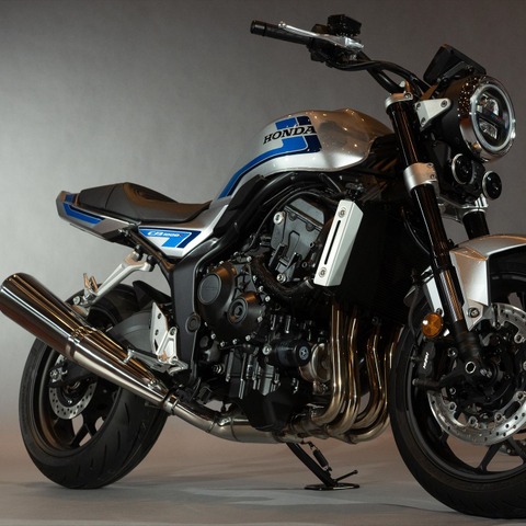 ファン待望のホンダ『CB1000F Concept』がサプライズ公開! 80年代の「F』が蘇る…大阪モーターサイクルショー2025 画像