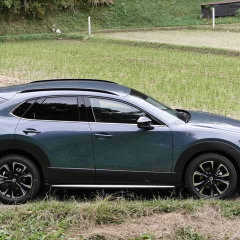 【マツダ CX-30 新型試乗】マツダの「ドラポジ」は長距離でどう評価されるのか…岩貞るみこ 画像