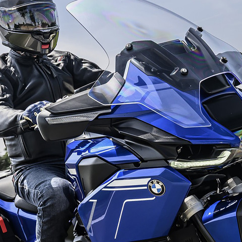 【BMW R1300RT 試乗】200km/hクルーズの快適さは、もはや飛行機レベル…佐川健太郎 画像