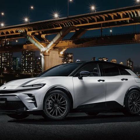 RAYSからコスパ最強シリーズ「RSS」が爆誕!“各車種専用設計”でもうホイール選びは迷わない、冬も夏も即戦力だ 画像