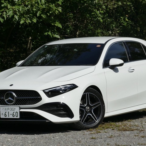 【メルセデスベンツ Aクラス 新型試乗】装備充実の“Urban Stars”、スポーティに振ったクルマか？と思いきや…島崎七生人 画像