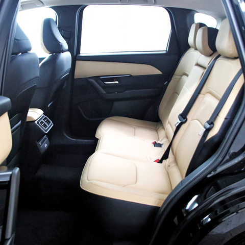 【マツダ CX-5 新型】後席はマツダ車トップクラスの快適性、研ぎ澄ませた「3つの価値」とは 画像