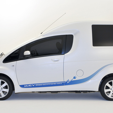 【東京モーターショー09】三菱 i-MiEVカーゴ、欧州で定番 画像