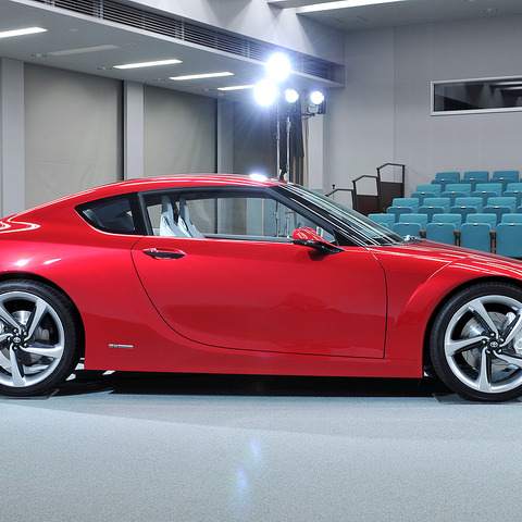 【東京モーターショー09】トヨタ FT-86、2011年に向けて 画像