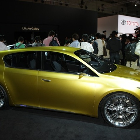 【東京モーターショー09】レクサス LF-Ch の面のクオリティ 画像
