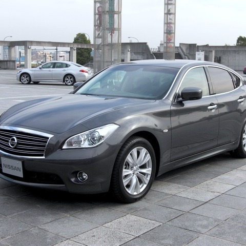 【日産 フーガ 新型発表】今 クラウン に乗っている人へ 画像