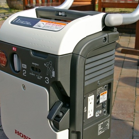 ホンダ ガスパワー発電機:未来的でモダンなデザイン 画像