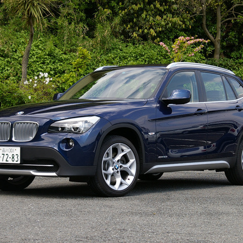 【BMW X1 試乗】3シリーズ以上の実用車…島崎七生人 画像