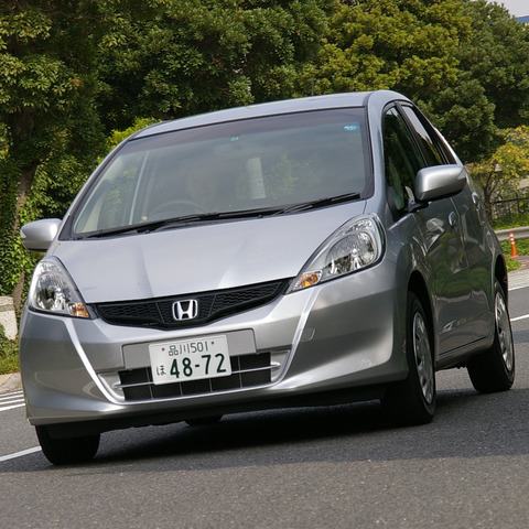 【ホンダ フィット 13G 燃費レポート】リッター23.2km…ECONモードが効果を発揮 画像