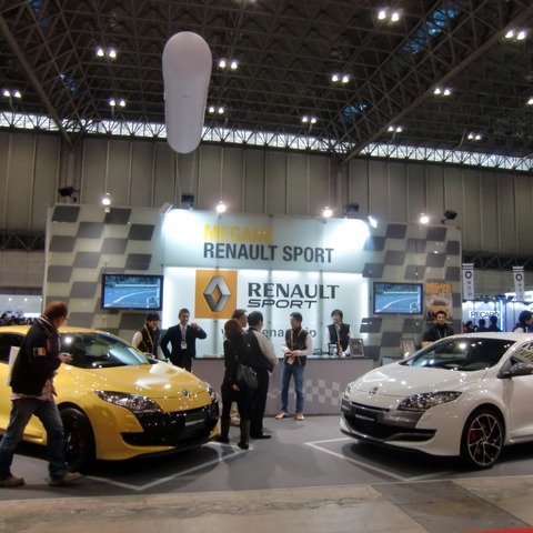 【東京オートサロン11】メガーヌRS…ルノージャポンが初めて出展 画像