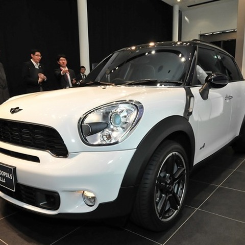 【MINI クロスオーバー 日本発表】伝統はデザイン、革新は装備 画像