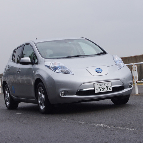 【日産 リーフ 試乗】ファミリーカーの域を出ない---快適性 画像