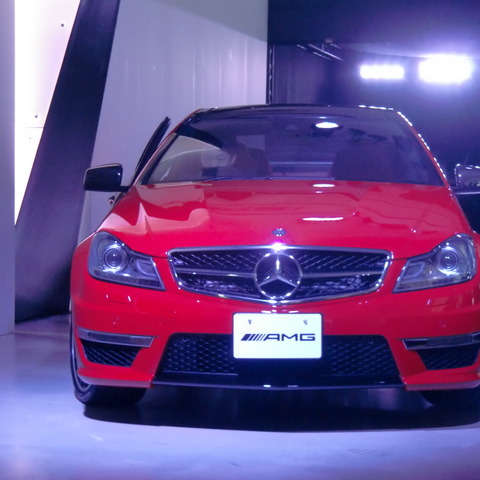 【メルセデスベンツ C63AMGクーペ 日本発表】機能に裏打ちされたデザイン 画像
