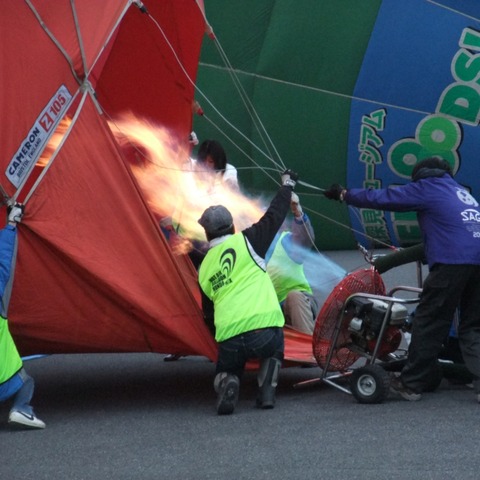 【熱気球ホンダグランプリ】世界の熱気球選手が熱いバトル! 震災応援の思いも込めて 画像