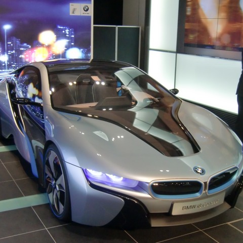 【BMW i 日本公開】i8は前衛的なスポーツカー 画像
