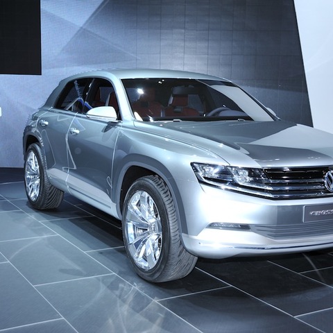 【東京モーターショー11】VW クロスクーペ…4ドアクーペとコンパクトSUVの融合 画像