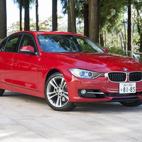 【BMW 320i xDrive 発売】豪雪地帯のユーザーにもアピールできる右ハンドルの4WD仕様 画像