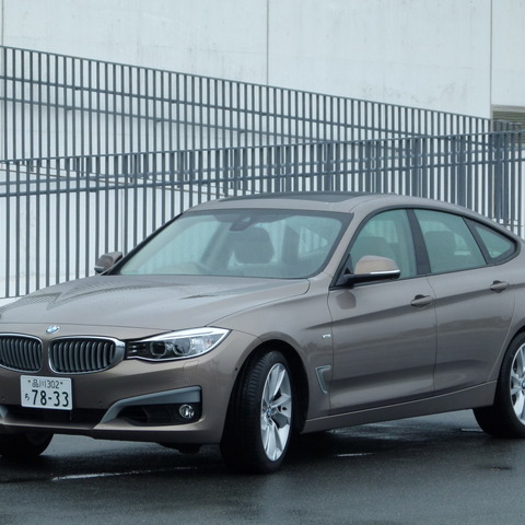 【BMW 320i グランツーリスモ 試乗】極上の後席空間が魅力…島崎七生人 画像