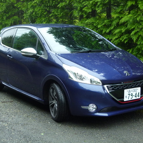 【プジョー 208 GTi 試乗】小粒ながら骨太な走りは205GTIの再来!?…島崎七生人 画像