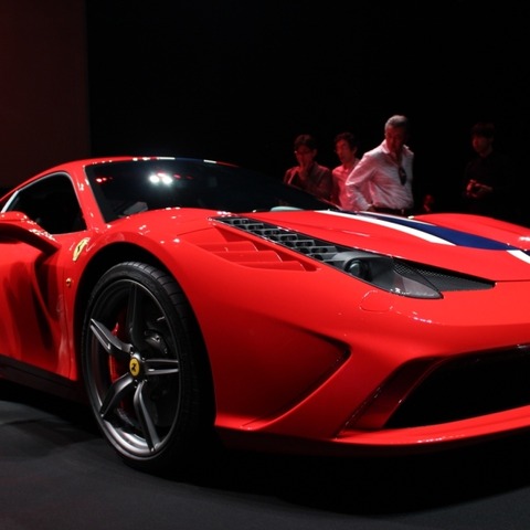 【フェラーリ 458スペチアーレ 発表】前後フラップ追加で超高速域のエアロダイナミクスを強化 画像