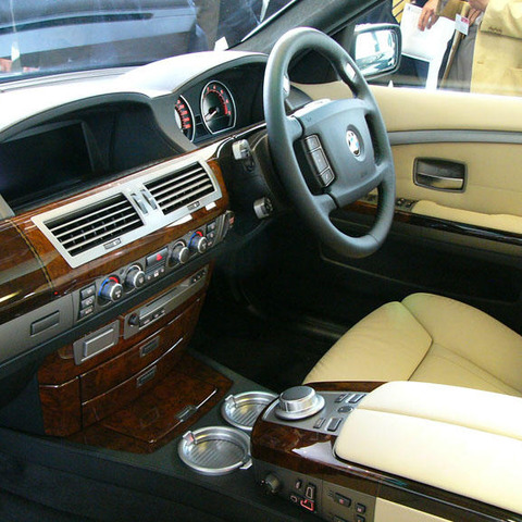 【BMW 7シリーズ 新型】トランスミッション…シフトスケジュールを全面的に見直し 画像