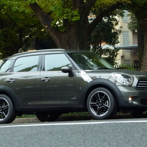 【ミニ クーパークロスオーバー ALL4 試乗】実用性の高さが味わえる4WD…島崎七生人 画像