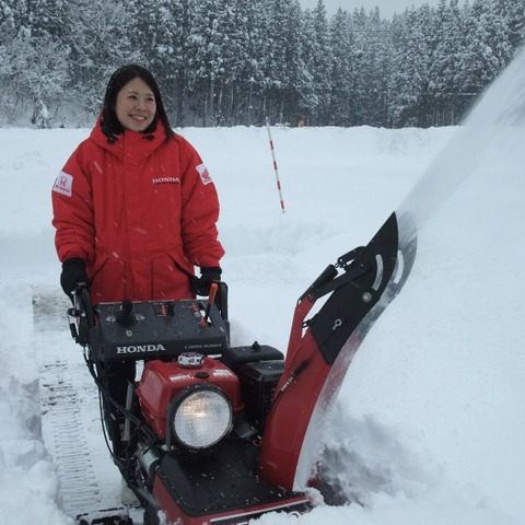 【ホンダ 除雪機シリーズ 試用】20年ぶりの東京大雪で痛感した文明の利器の威力…井元康一郎 画像