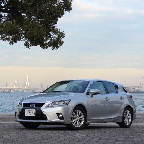 【レクサス CT200h 改良新型】運転すればすぐに気付く剛性感 画像