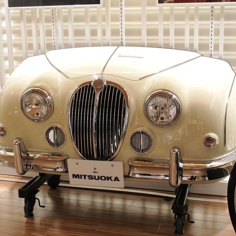 光岡、日本橋三越本店に企画ブース出展…“手作り感”を見て触れて感じる 画像