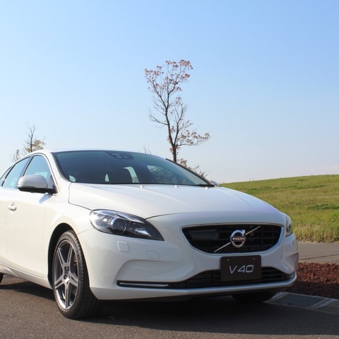 【ボルボ V40 T4 Sports 発表】スポーツアクティビティを楽しむための仕立て 画像