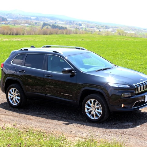 【ジープ チェロキー 新型発表】米国でも販売好調、大変化遂げたミドルクラスSUV 画像