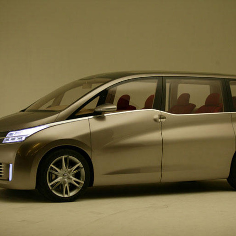 【東京モーターショー05】デザインの文法を破る日産 アメニオ 画像