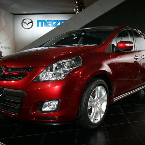 【東京モーターショー05】マツダ MPV 登場、zoom-zoomラインナップそろう 画像