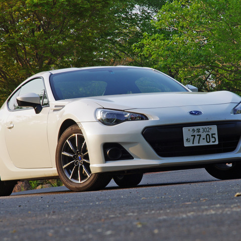 【スバル BRZ 800km試乗】“速さ”か“感性”か スポーツカーらしさとは何かを考えさせられる一台…井元康一郎 画像