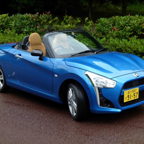 【ダイハツ コペン 試乗】軽自動車であることを忘れさせる5MT…島崎七生人 画像