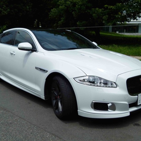 【ジャガー XJR 試乗】極上のジェントルさ保つ高性能サルーン…島崎七生人 画像
