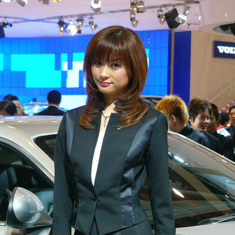 【東京モーターショー05】ジャガー XK 新型、早くも来日で人気 画像