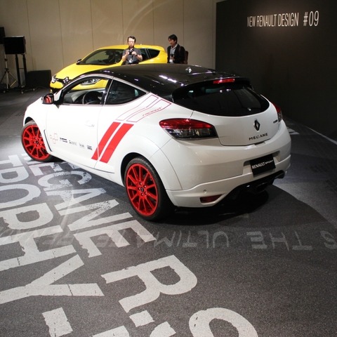 【ルノー メガーヌRS 限定車】2リットルターボを大幅改良…レースのノウハウふんだんに 画像