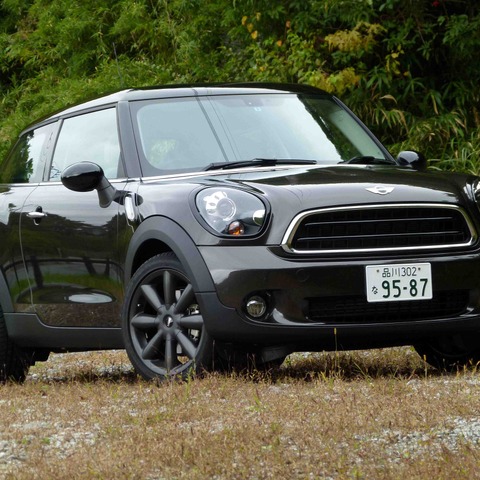 【MINI ペースマン 試乗】クーパーDでもコツを要さず余裕ある走り…島崎七生人 画像