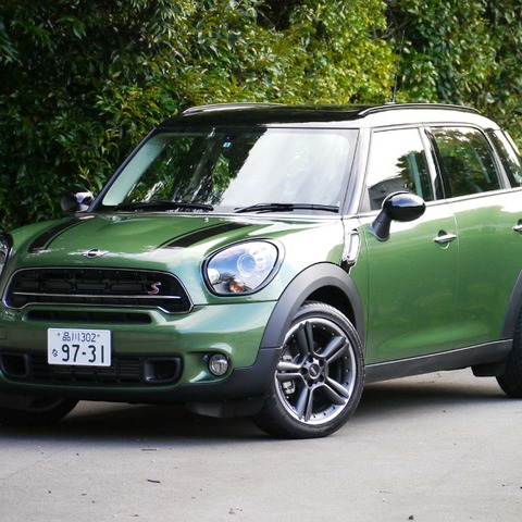 【MINI クロスオーバー 試乗】ディーゼル新時代、「プレミアム」名乗るには今一歩…中村孝仁 画像
