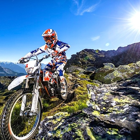 【KTM フリーライド250R 試乗】自在に振り回せるアクティブな“2スト”…青木タカオ 画像