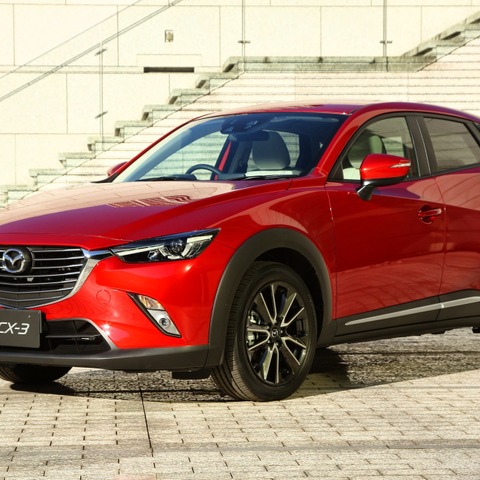 【マツダ CX-3 プロトタイプ 公開】“逃げる”ことで手に入れた新たなデザイン…松田チーフデザイナー 画像