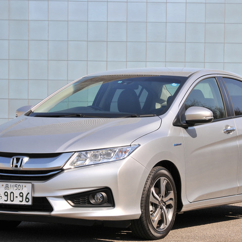 【ホンダ グレイス 試乗】本当の意味での“使いやすさ”を実感…諸星陽一 画像