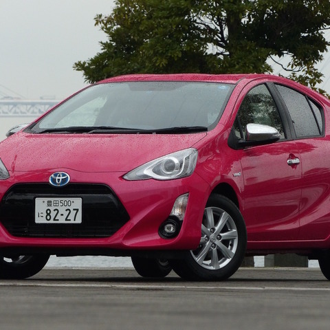【トヨタ アクア 試乗】サラリと盛り込まれた「実用車に望まれるもの」…島崎七生人 画像