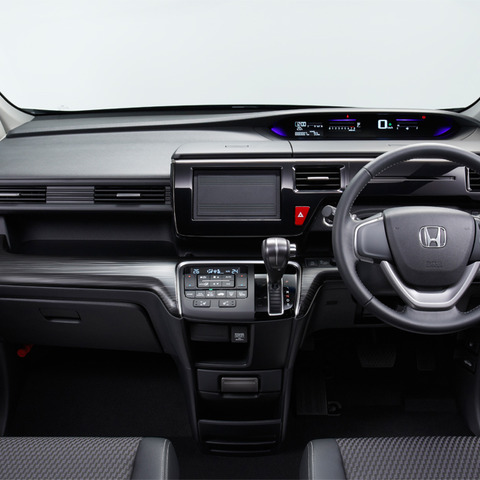 【ホンダ ステップワゴン 新型発表】モダンとプレミアム感で差別化されたインテリア 画像