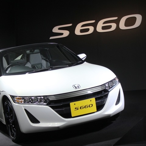 【ホンダ S660 発表】夢だったスポーツカーのデザイン、タイヤの存在感を重要視…エクステリア担当 画像