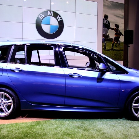 【BMW 2シリーズ グランツアラー 発表】BMWらしいスタイリングと走りに7人乗りをプラス 画像