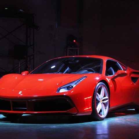 【フェラーリ 488 GTB 日本発表】最新のエアロダイナミクスは「ドライバーに楽しんでもらうため」 画像