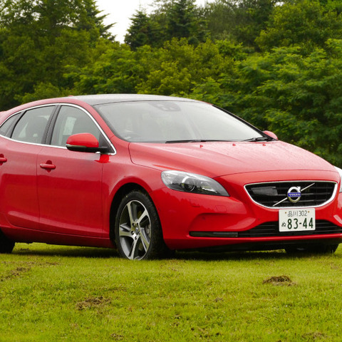 【ボルボ V40 ディーゼル 試乗】ハイブリッド=省燃費という盲目的な概念は捨てた方が良い…中村孝仁 画像