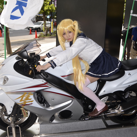 【バイクの日】ばくおん!! コスプレイヤーも登場…バイクの魅力を若者にも 画像
